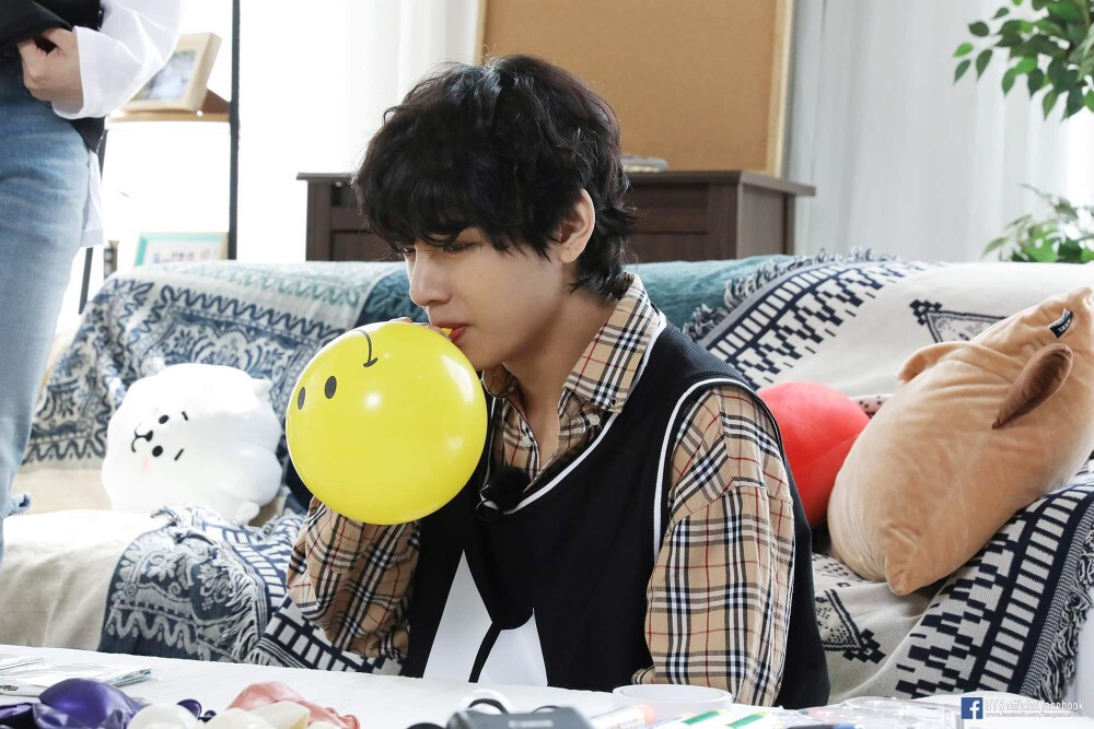 金泰亨
201230 官推➕小蓝书