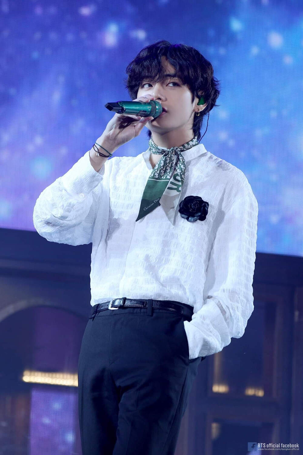 金泰亨
201230 官推➕小蓝书