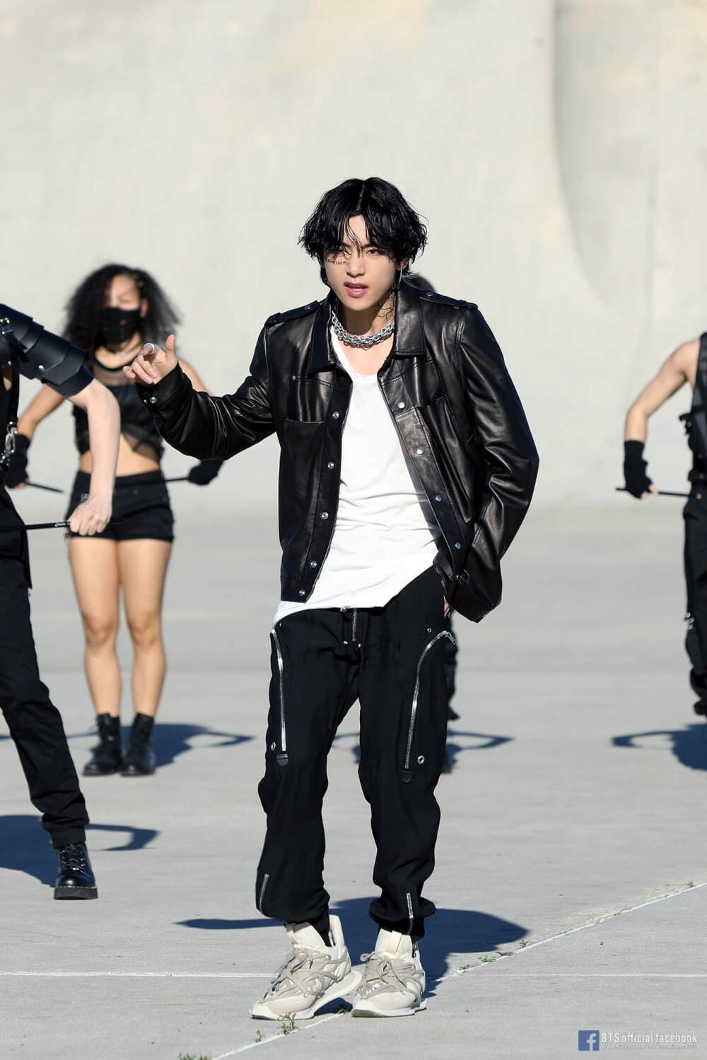 金泰亨
201230 官推➕小蓝书