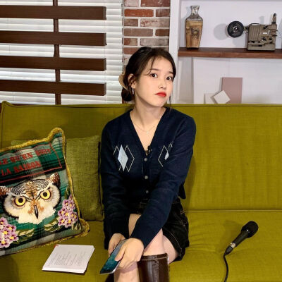 IU
元旦快乐哦！！