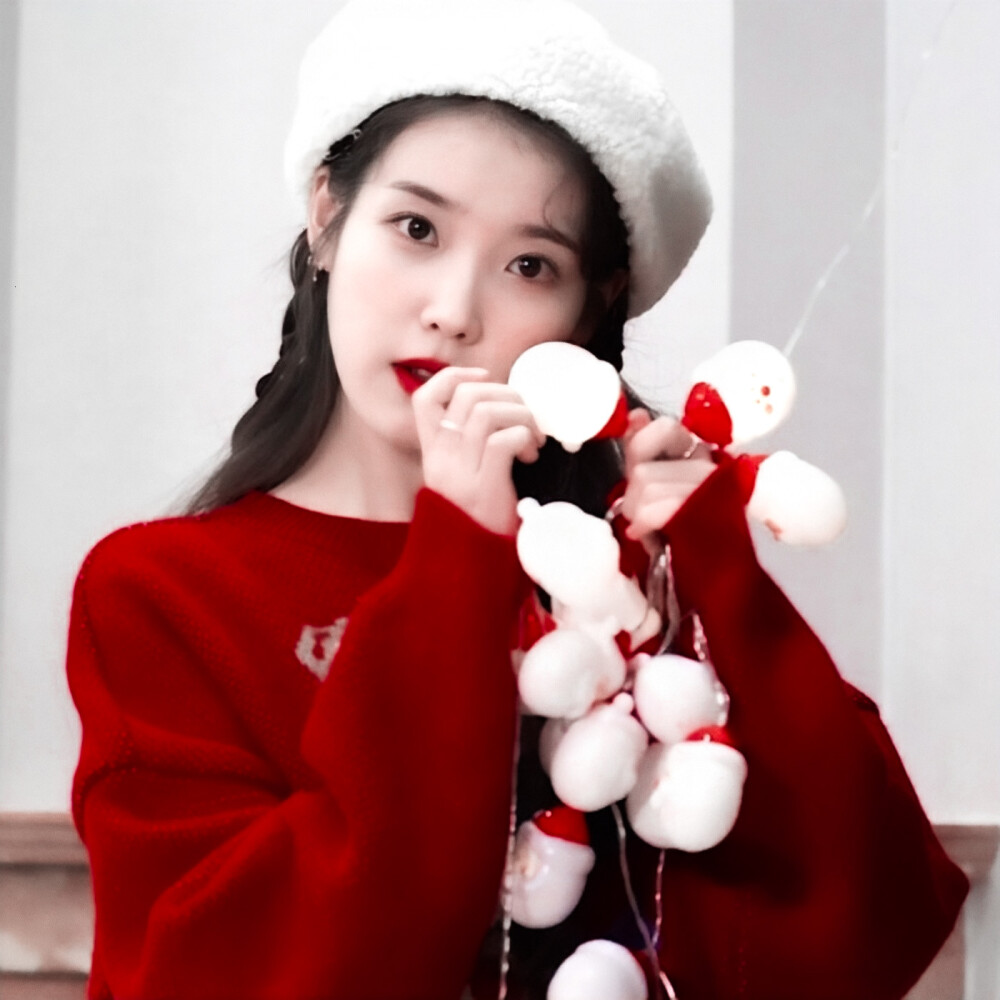 IU
原截朴念幼
©苏旻玧