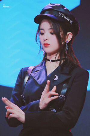 杨超越ChampagneRose