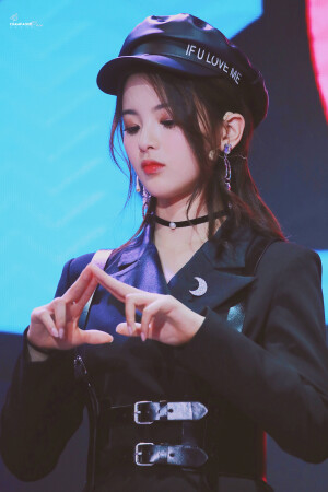 杨超越ChampagneRose