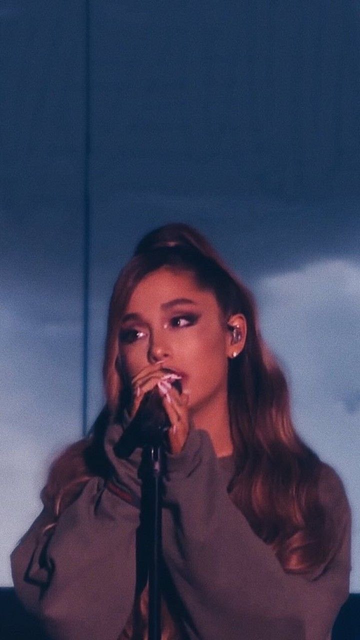 Ariana Grande｜A妹｜欧美女歌手｜diva｜海豚音｜ins搬运｜美女｜身材｜头像｜自制壁纸