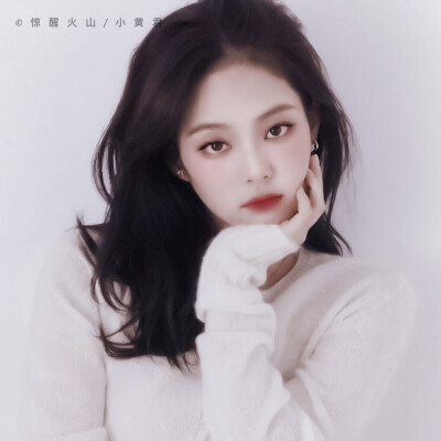 jennie / 小黄君