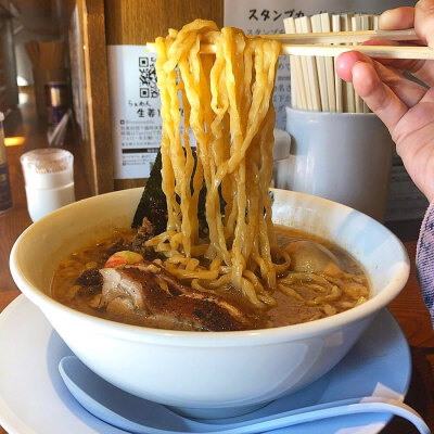 拉面(๑•́ ₃ •̀๑)