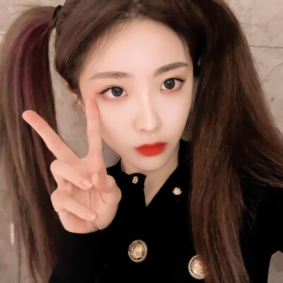 “有人会因为没有救你而一辈子遗憾”
“어떤 사람은 너를 구하지 않았기 때문에”
“THE9 喻言”