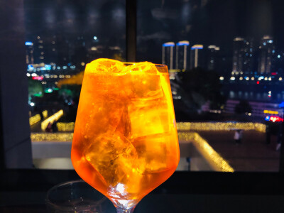 星巴克臻选咖啡·酒坊(来福士店)
阿佩罗橙光