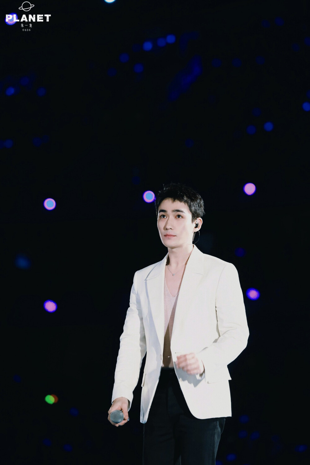 朱一龙20201231湖南卫视跨年演唱会图源planet丨朱一龙0416