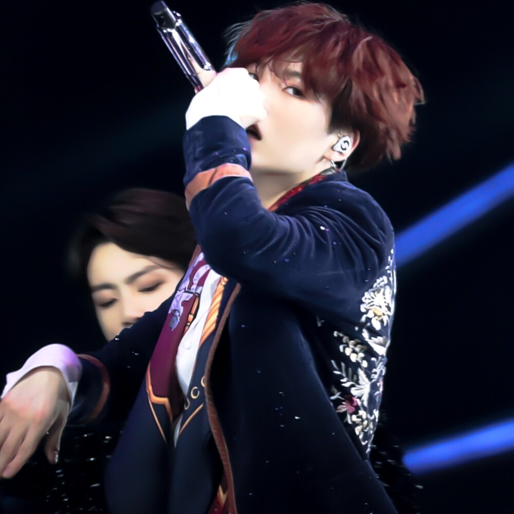 SUGA.
│闵玧其
onlyBTSba
＠Rapper会情歌