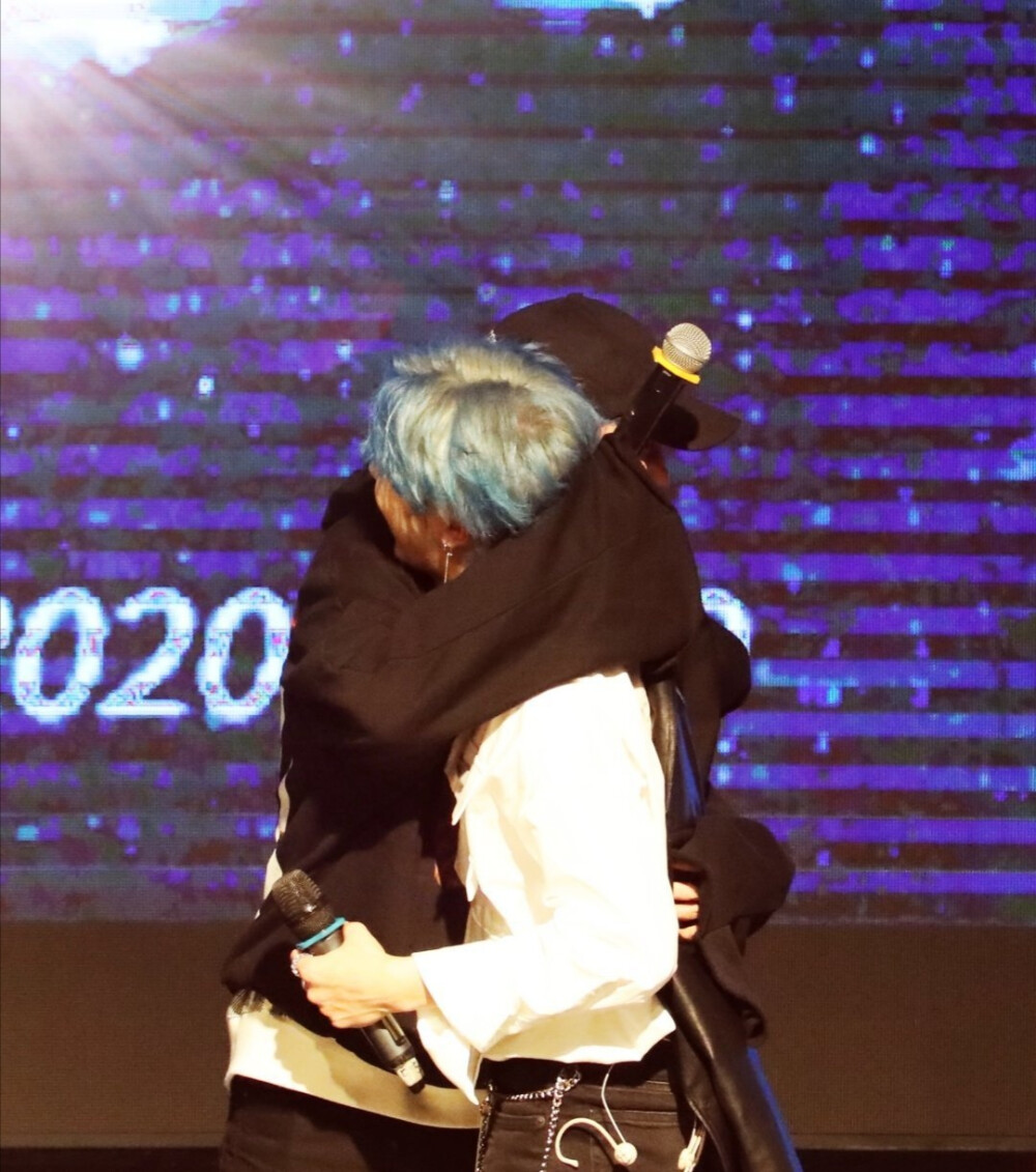 煊陌
胡文煊✘林陌