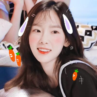 沈佳琦
贴纸是小黄君的！原截江纪然