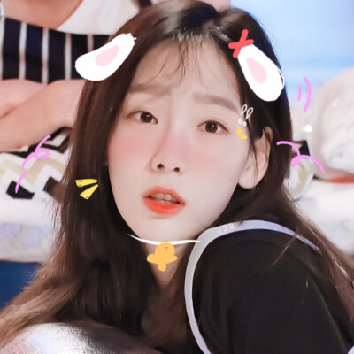 沈佳琦
贴纸是小黄君的！原截江纪然