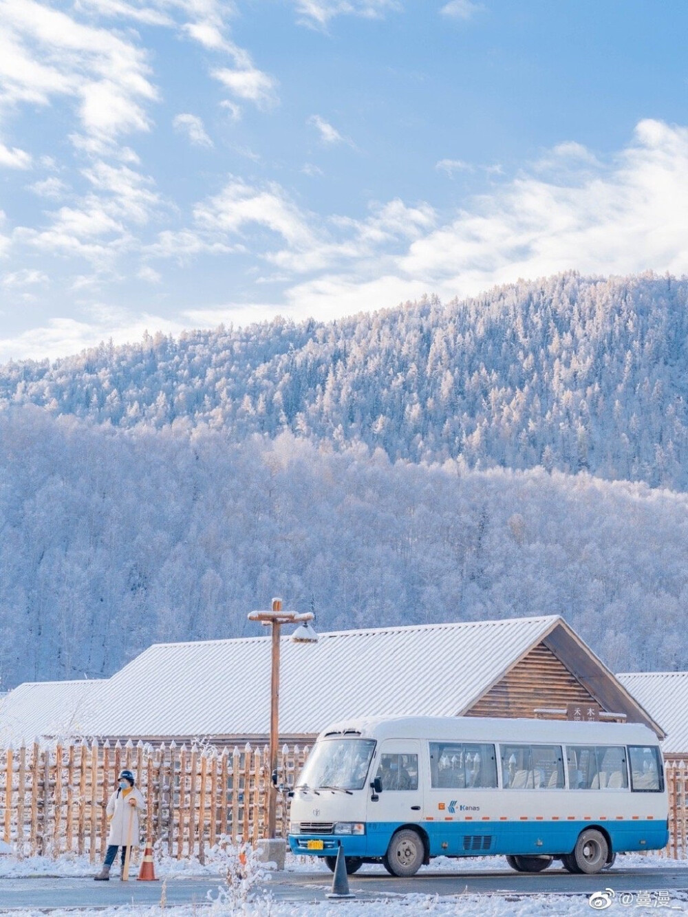 雪景
微博 @蔓漫_ 