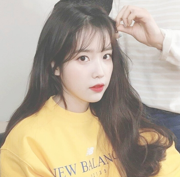 IU