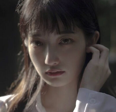 漂亮小姐姐头像
图来自网络，侵权删