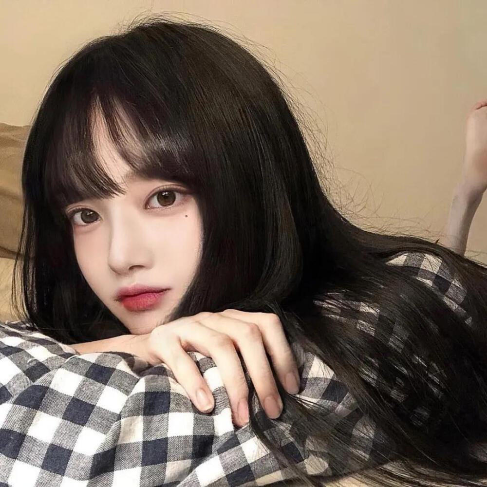 漂亮小姐姐头像
图来自网络，侵权删