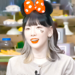 金泰妍
原江纪然