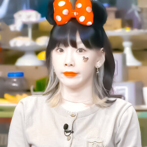 金泰妍
原江纪然