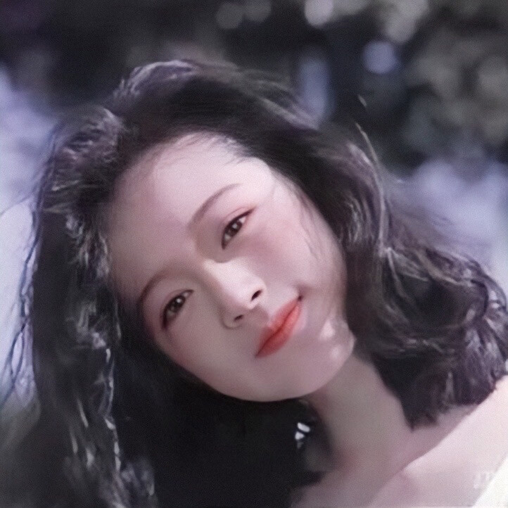 中森明菜
