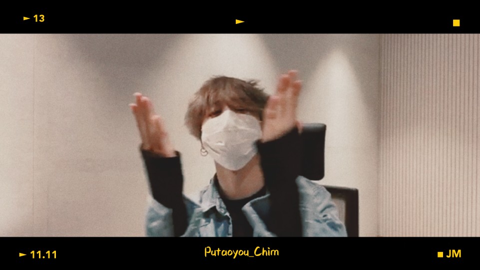 20201111
“想吃什么了”
“甜的 糖要不要”