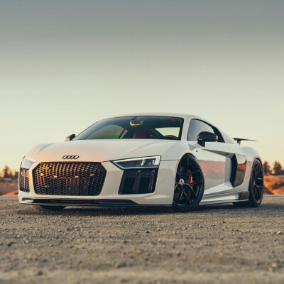 R8