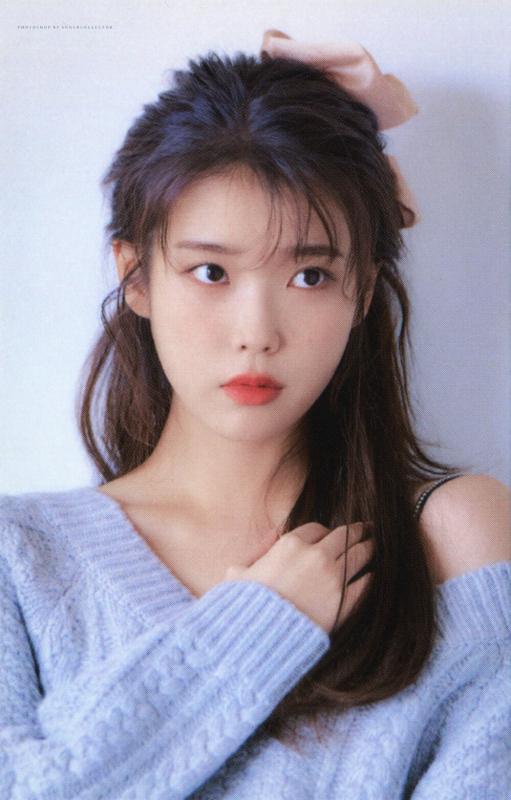 IU | 线上周边扫图
cr:砂糖收藏家