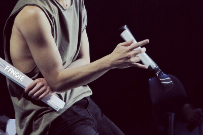 是花花啊
瘦瘦的身体大大的能量