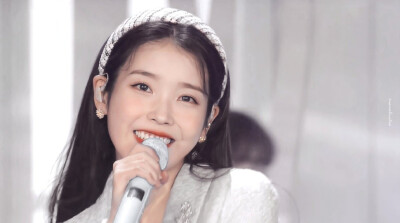 IU#李知恩
cr.wb 水印