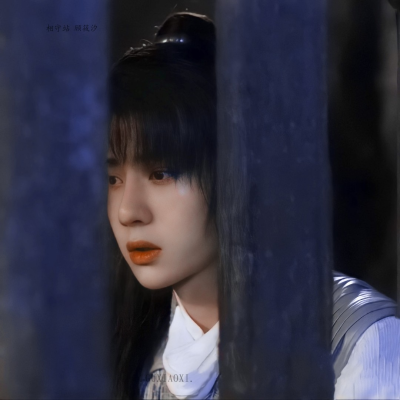 你有三尺青锋之利，我有三寸长舌之绝，天衣无缝，合作无间。
有翡∥谢允∥王一博∥头像
©顾筱汐
原截麻薯
贴纸扯扯裙边
拿图收藏相册