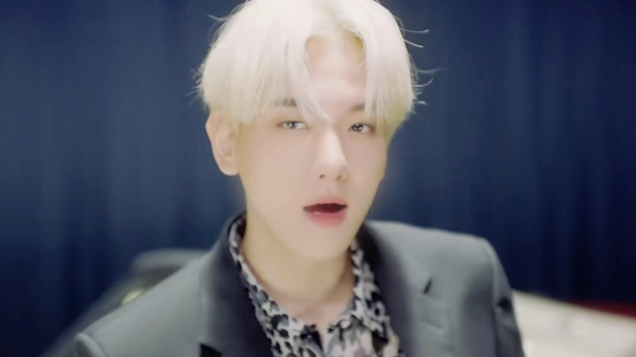 边伯贤橙光素材
《Get You Alone》MV自截修图