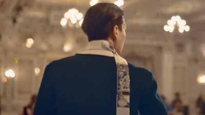 KAI金钟仁橙光素材
《Mmmh》MV自截修图