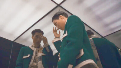 KAI金钟仁橙光素材
《Mmmh》MV自截修图