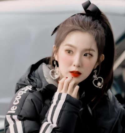 “别乱揣摩我的心思”
裴珠泫
cr.boxgame3
