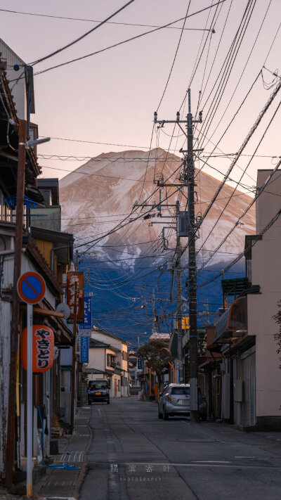 谁能凭爱意要富士山私有
摄影：@横滨寄叶 ​