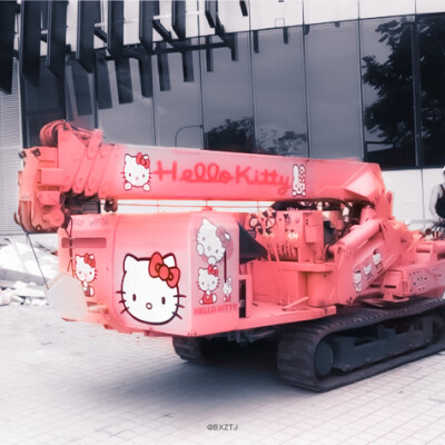 ＊張 元 英
I'M WAITING 愛 慕 未 停
‖＊