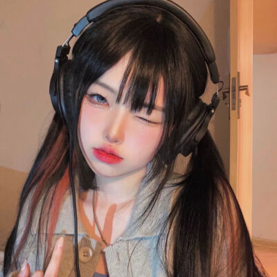 女头