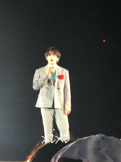 生命沉入海底，愛意浮向海面
图源/weibo. 侵权删