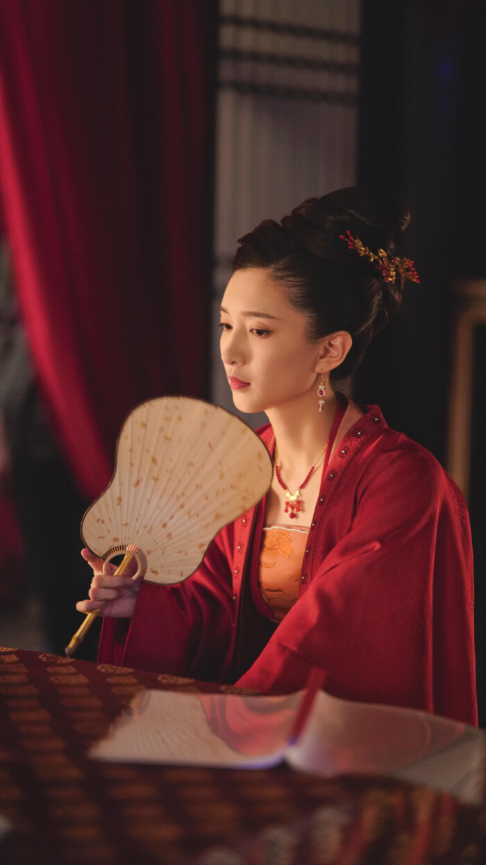 江皇后，江疏影