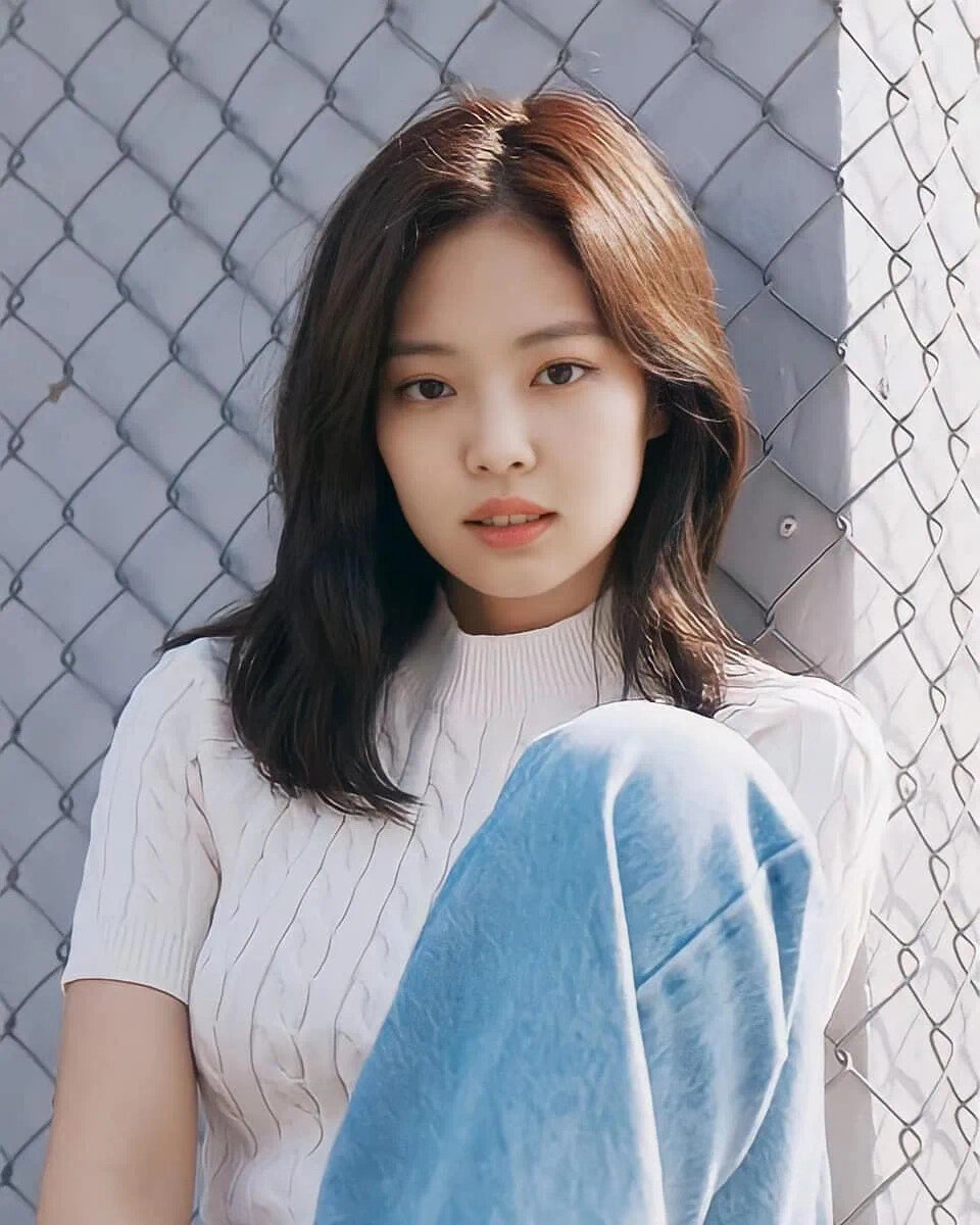 HAPPY JENNIE'S DAY