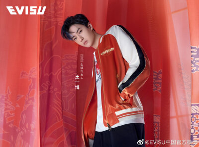 EVISU中国官方微博：
#EVISU全球代言人王一博#
EVISU 2021春夏系列打破传统框架，塑造纯正、经典的现代日系单品。 ​​​