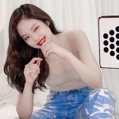 
°好像谁也逃不过一场爱而不得的恋爱