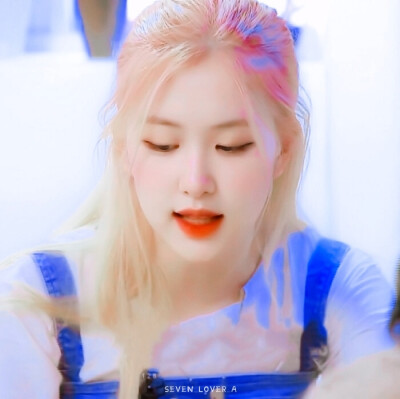 BLACKPINK_朴彩英ROSé_
原截江纪然.