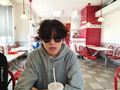 @Heyoo：知世故而不世故才是最善良的成熟