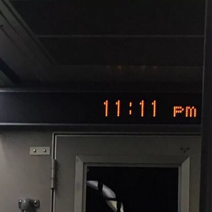 
姐姐 长好的白玫瑰就不属于你了·
/@CaffeineAddiction_0813