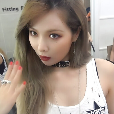 金泫雅·可二改