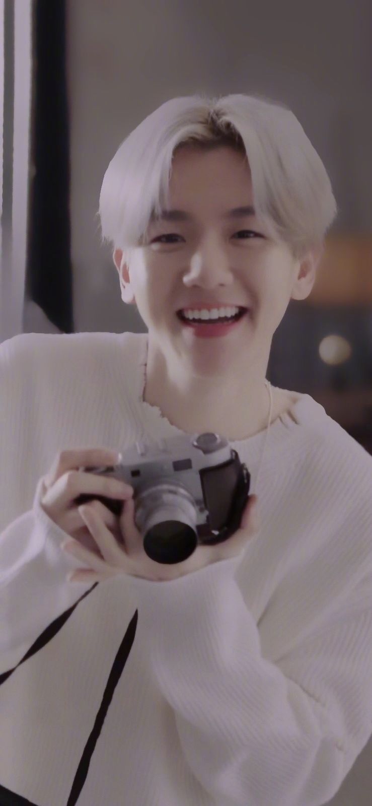 BAEKHYUN CON VCR
漂亮伯贤