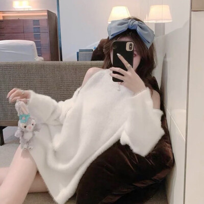 女