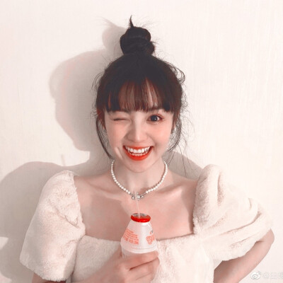 ◎田曦薇。
原wb 侵删。
抱图dd 禁二改 二传记得注明。