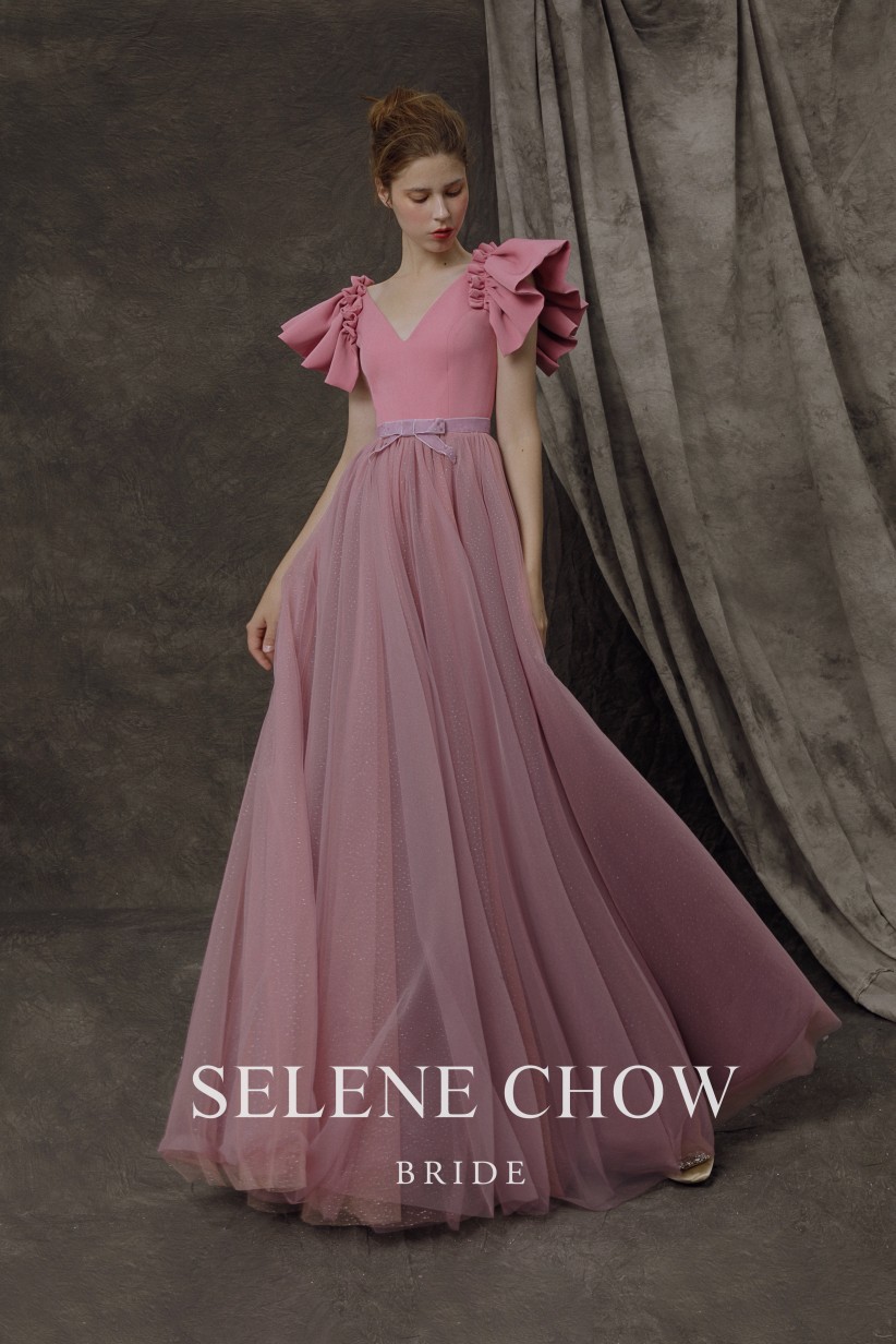 SELENE CHOW 宴会礼服，图源微博cr：@设计师Selene Chow